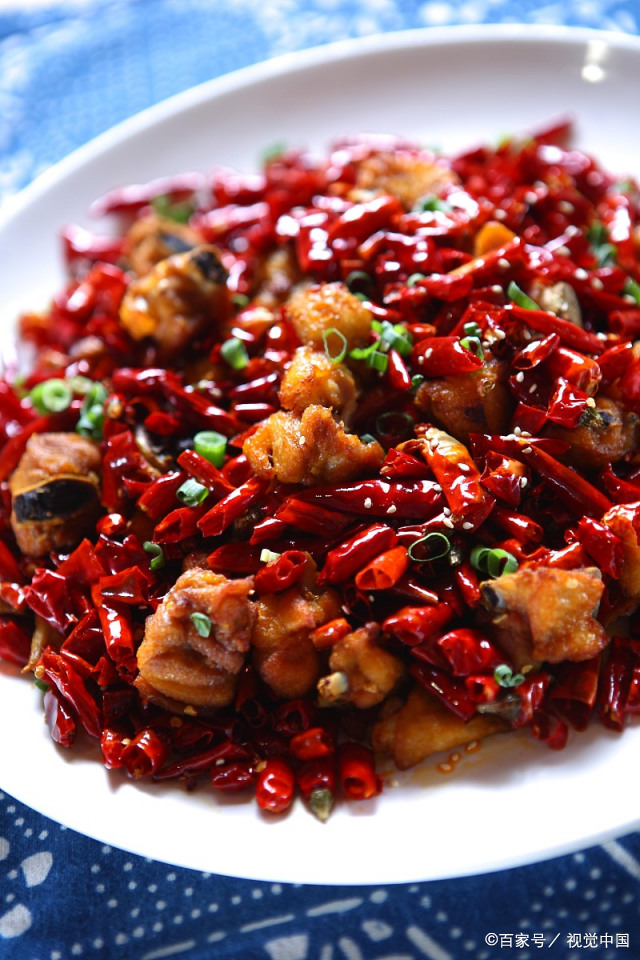 爆炒辣子鸡新做法,麻辣鲜香,大人小孩爱吃,每次吃两碗米饭